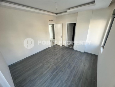 Modern three-room apartment with complete renovation, 400 meters from the sea, Oba, Alanya, 120 m2-id-2690-photo-4