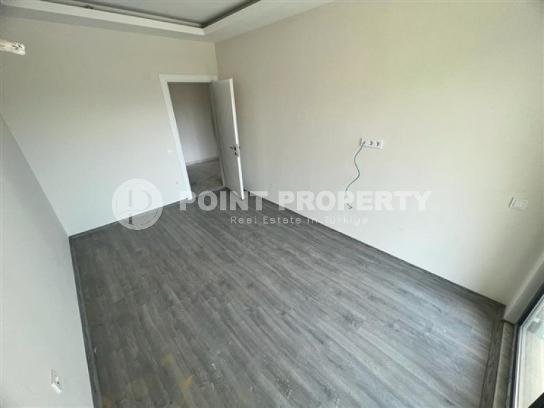 Modern three-room apartment with complete renovation, 400 meters from the sea, Oba, Alanya, 120 m2-id-2690-photo-5
