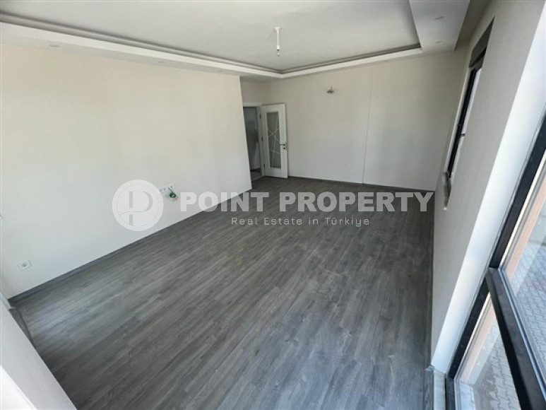 Modern three-room apartment with complete renovation, 400 meters from the sea, Oba, Alanya, 120 m2-id-2690-photo-7
