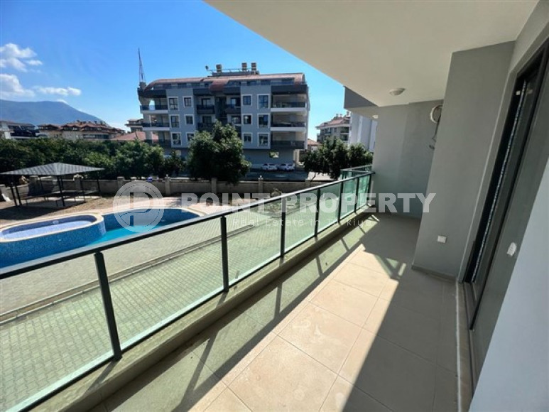 Modern three-room apartment with complete renovation, 400 meters from the sea, Oba, Alanya, 120 m2-id-2690-photo-10