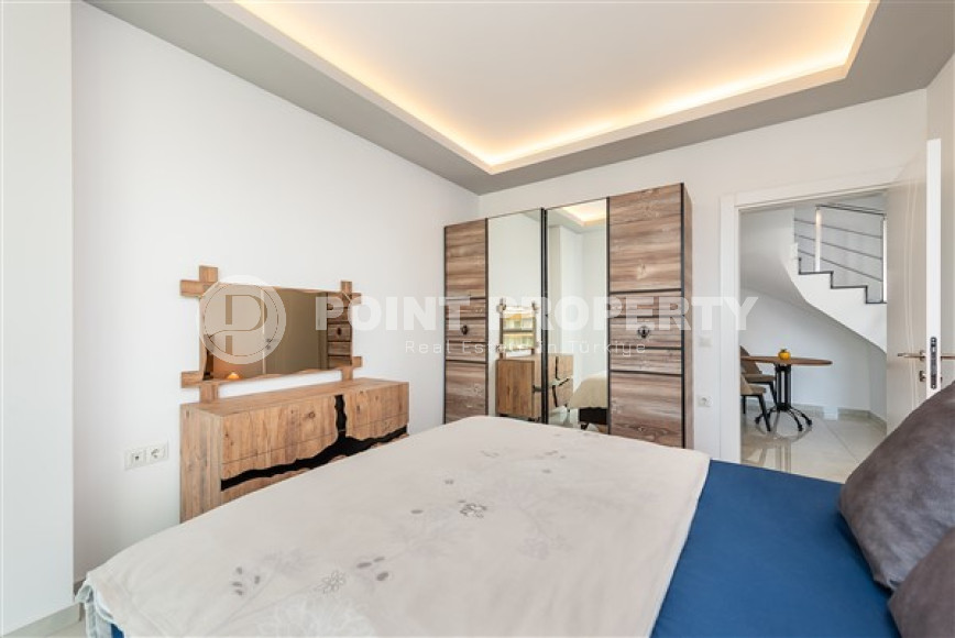 Меблированный пентхаус 4+1, 220м², с потрясающим видом на море и горы в районе Кестель, Алания-id-2693-фото-12