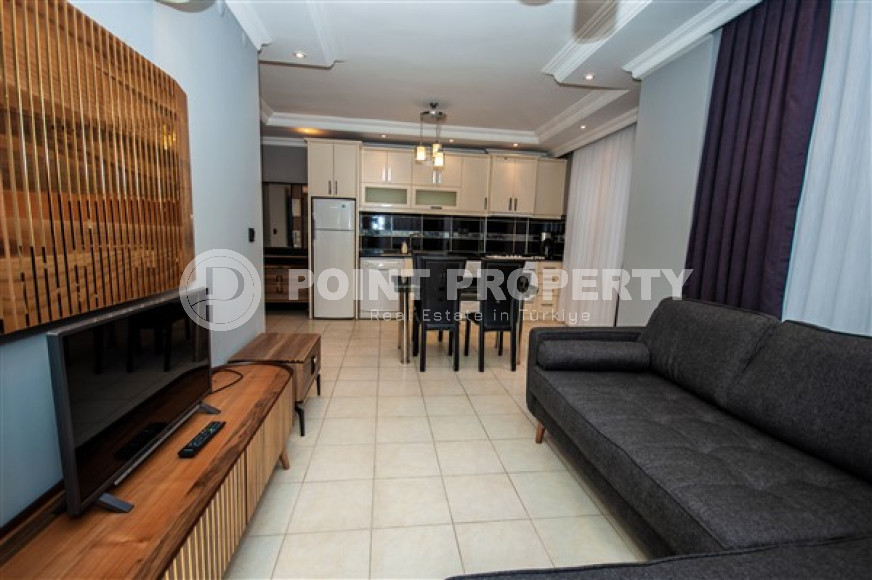 Compact and beautiful 1+1, 65 m2, on the 3rd floor of a low-rise building, 350 meters from the center of Alanya-id-2696-photo-3