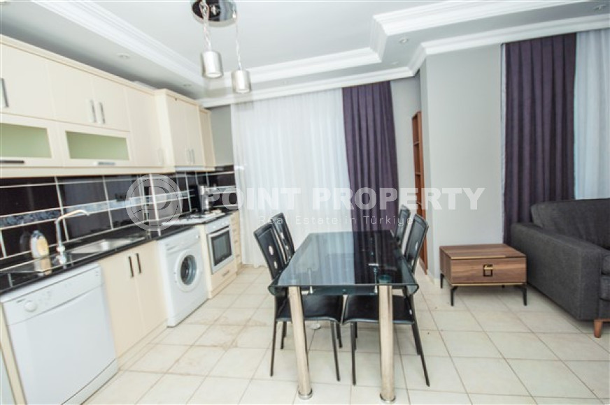 Compact and beautiful 1+1, 65 m2, on the 3rd floor of a low-rise building, 350 meters from the center of Alanya-id-2696-photo-6