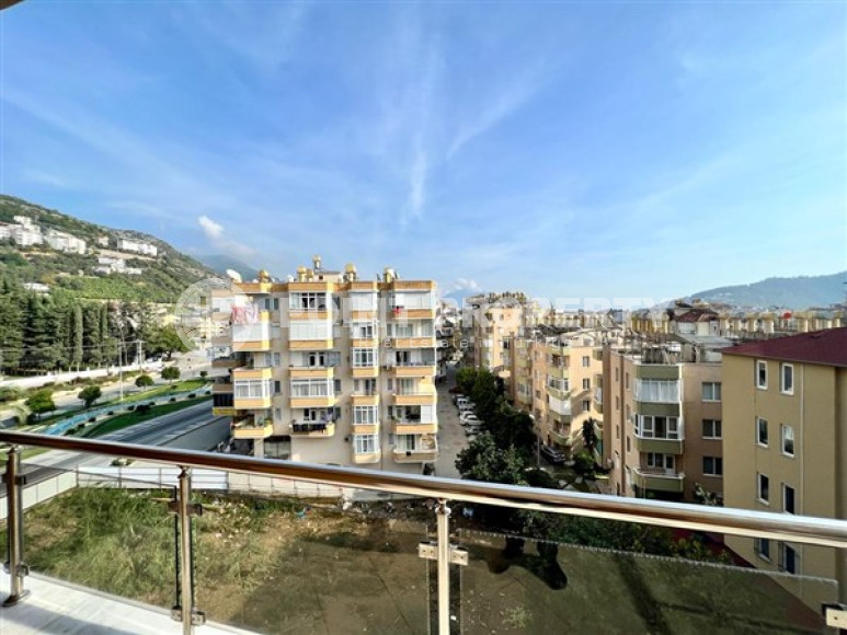 Three-room apartment 120 m2, in a house built in 2012, with sea views, in the center of Alanya-id-2698-photo-17