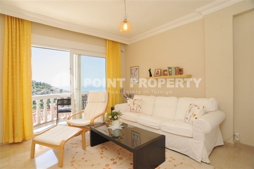 Двухэтажная вилла с тремя спальнями, 250м², с потрясающими видами в районе Тепе, Алания-id-2706-фото-23