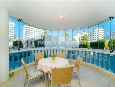 Bright three-room apartment with luxurious balconies, furnished, in Oba area, Alanya, 95 m2-id-2707-photo-4