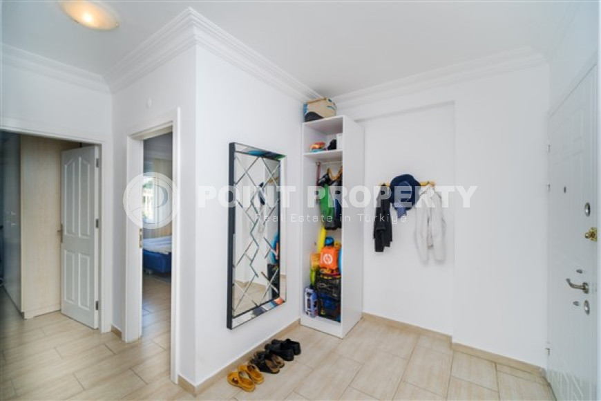 Bright three-room apartment with luxurious balconies, furnished, in Oba area, Alanya, 95 m2-id-2707-photo-9