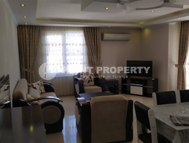 Готовая к проживанию, вместительная трёхкомнатная квартира, с мебелью и бытовой техникой, в районе Тосмур, 110 м2-id-2709-фото-2