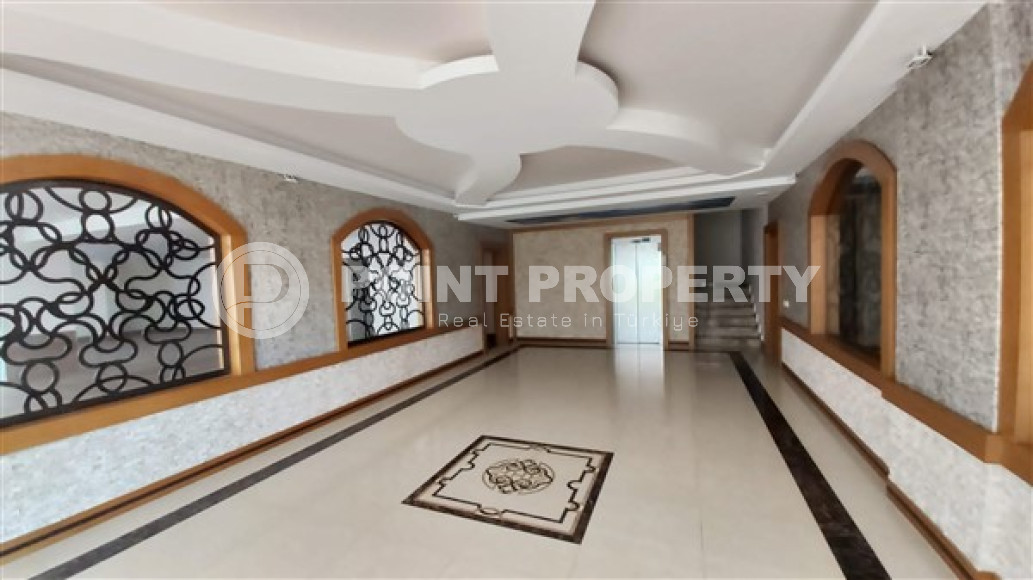 Готовая к проживанию, вместительная трёхкомнатная квартира, с мебелью и бытовой техникой, в районе Тосмур, 110 м2-id-2709-фото-16