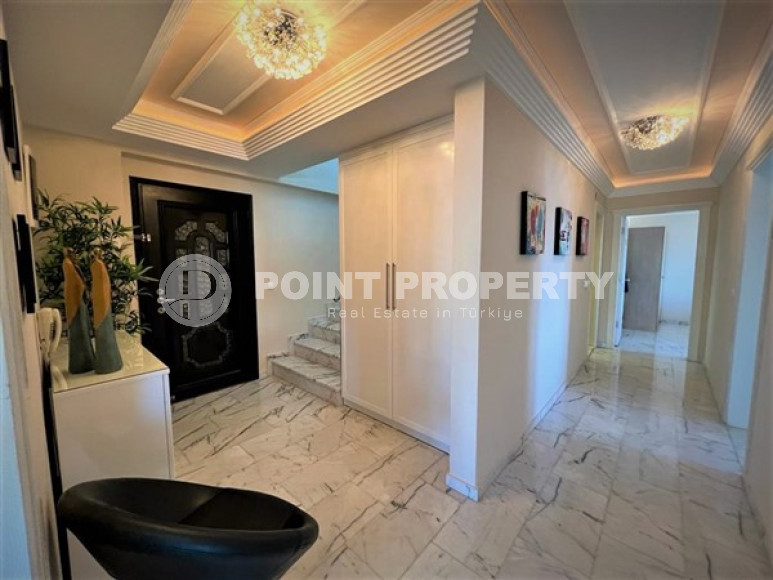 Элитный видовой дуплексе, на первой морской линии, 200 м2 в районе Тосмур, подходит под получение гражданства путём инвестиций в покупку недвижимости-id-2710-фото-7