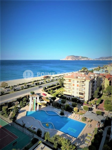 Элитный видовой дуплексе, на первой морской линии, 200 м2 в районе Тосмур, подходит под получение гражданства путём инвестиций в покупку недвижимости-id-2710-фото-15