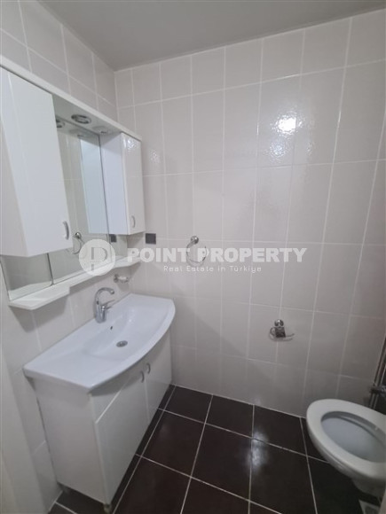 Well-kept one-bedroom apartment, with bathroom and balcony, within walking distance from the attractions of the center of Alanya, 55 m2-id-2711-photo-11
