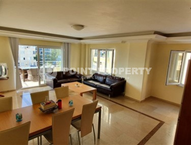 Трёхкомнатная квартира, с видом на море, 110 м2 в районе Тосмур, в 50 метрах от центра района-id-2713-фото-2