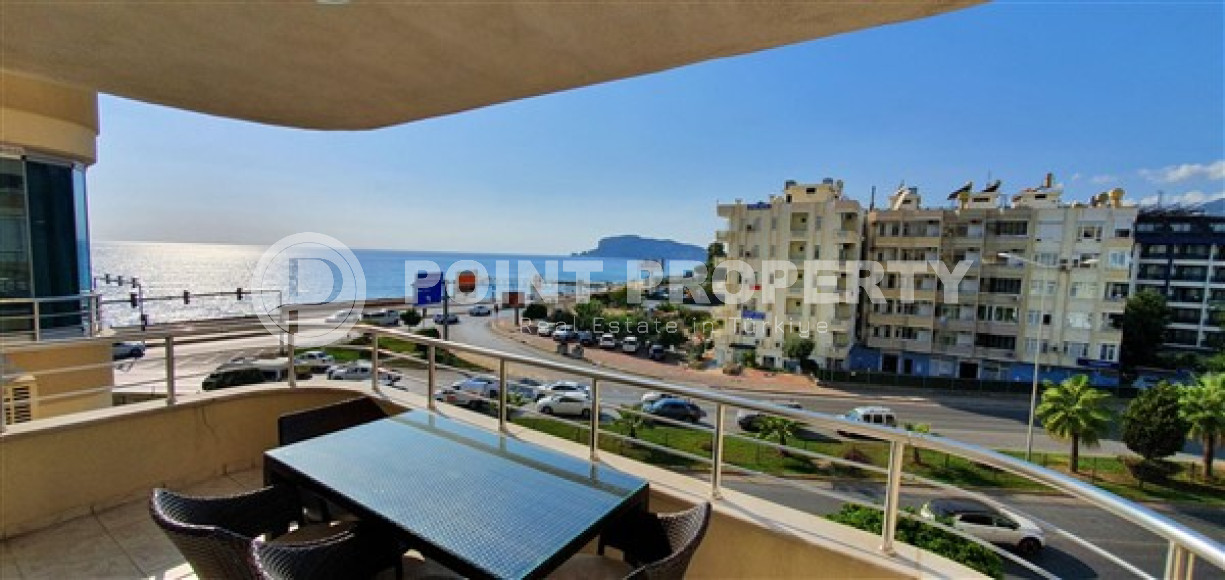 Трёхкомнатная квартира, с видом на море, 110 м2 в районе Тосмур, в 50 метрах от центра района-id-2713-фото-9