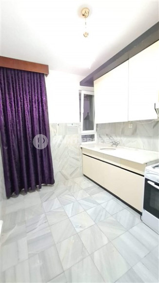 Furnished three-room apartment in Mahmutlar area, 100 m2. 400 meters to the sea.-id-1239-photo-12