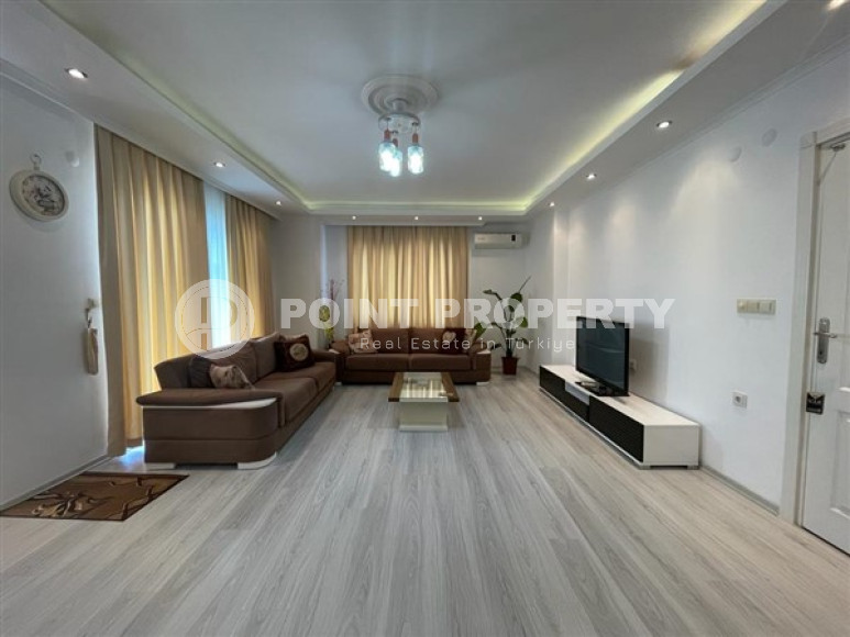 Меблированная квартира с двумя спальнями, 120м², на высоком этаже, в центре Махмутлара в 300м от моря-id-2718-фото-4