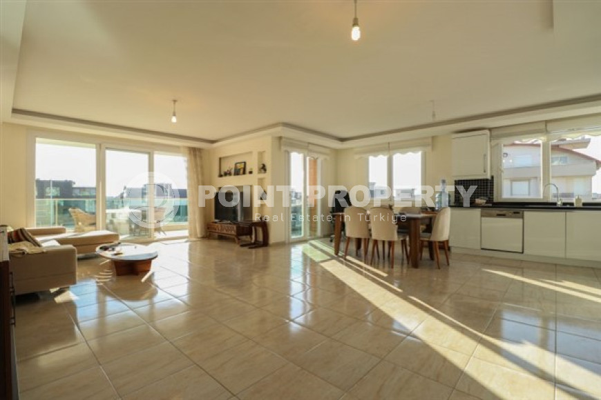 Меблированный пятикомнатный пентхаус, 250м², в районе Оба, Алания, в комплексе премиум класса-id-2719-фото-23