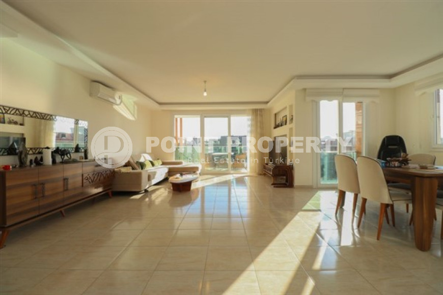 Меблированный пятикомнатный пентхаус, 250м², в районе Оба, Алания, в комплексе премиум класса-id-2719-фото-24