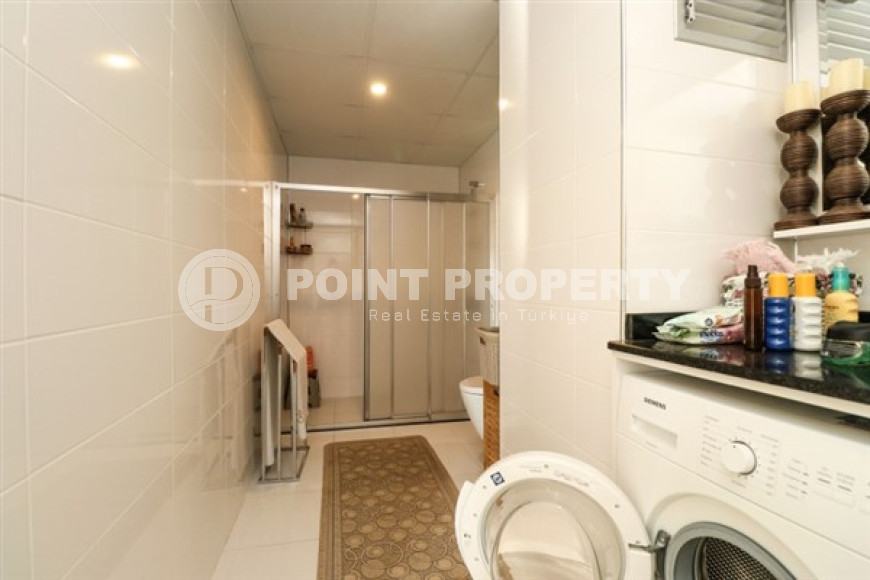 Меблированный пятикомнатный пентхаус, 250м², в районе Оба, Алания, в комплексе премиум класса-id-2719-фото-30