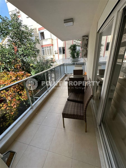 Small apartment in the center of Alanya, 500 meters from Cleopatra Beach, with an area of 55 m2-id-2721-photo-2