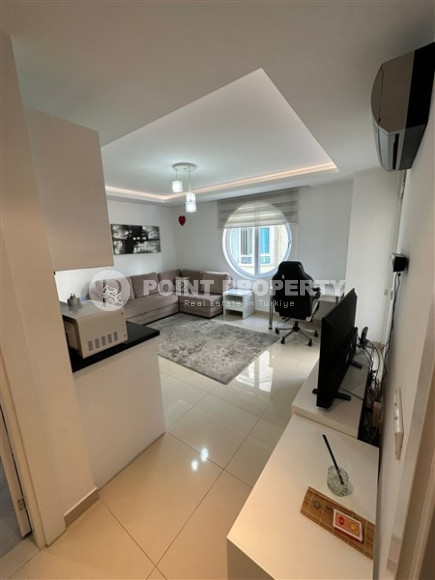 Small apartment in the center of Alanya, 500 meters from Cleopatra Beach, with an area of 55 m2-id-2721-photo-10