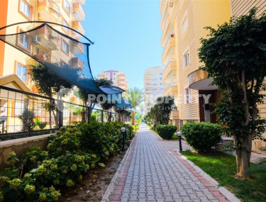 Furnished three-room apartment in Mahmutlar area, 110 m2. The sea is only 50 meters away.-id-1240-photo-4