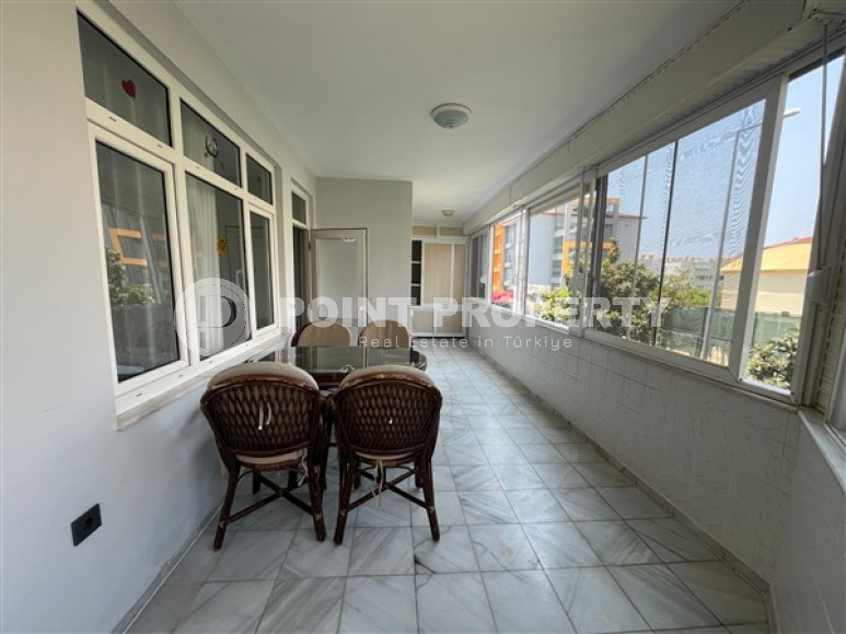 Furnished three-room apartment, 110m², 300m from the sea in Oba, Alanya-id-2723-photo-12