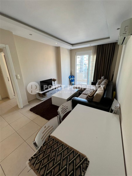 Inexpensive one-bedroom apartment, 65m², 400m from the sea in Mahmutlar, Alanya-id-2726-photo-3