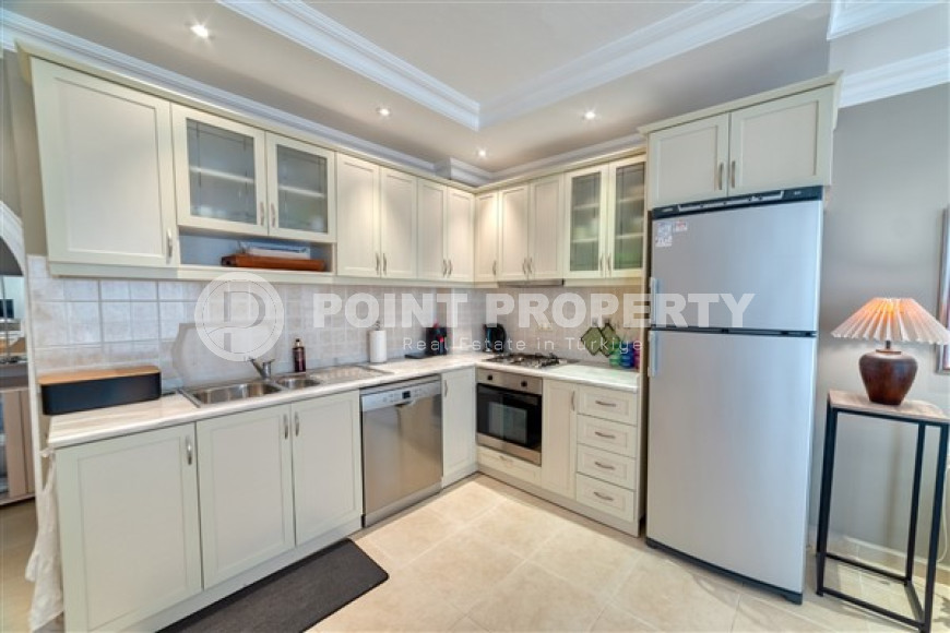 Elegant apartment on the 2nd floor of a building with an area of 120 m2, Oba, Alanya, 200 meters from the Mediterranean Sea-id-2733-photo-3