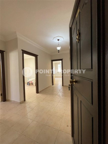 Three-room apartment, 105m² in a residence with a swimming pool in the center of Alanya-id-2736-photo-4