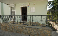Private furnished villa 4+1, 220m² in a picturesque location in Avsallar, Alanya-id-2740-photo-4