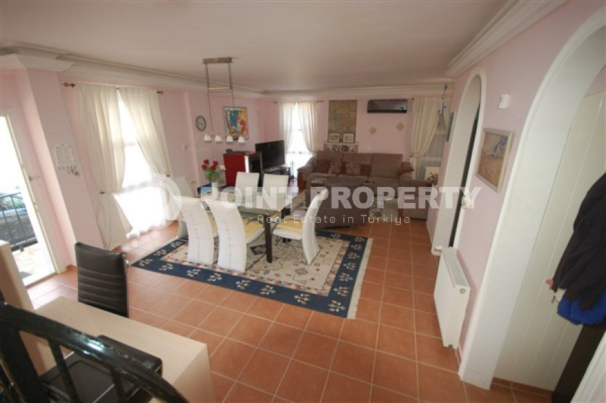 Private furnished villa 4+1, 220m² in a picturesque location in Avsallar, Alanya-id-2740-photo-12