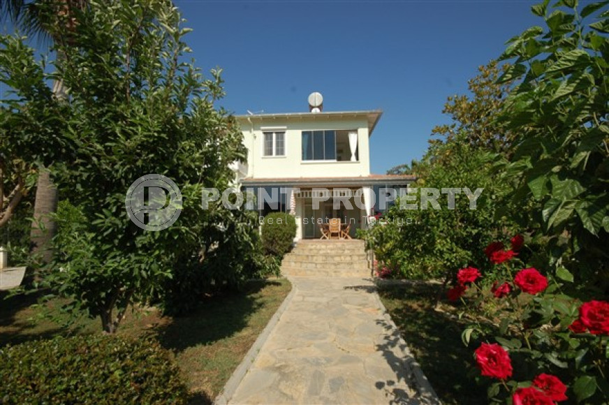 Private furnished villa 4+1, 220m² in a picturesque location in Avsallar, Alanya-id-2740-photo-15