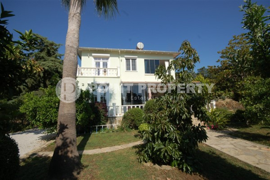 Private furnished villa 4+1, 220m² in a picturesque location in Avsallar, Alanya-id-2740-photo-17