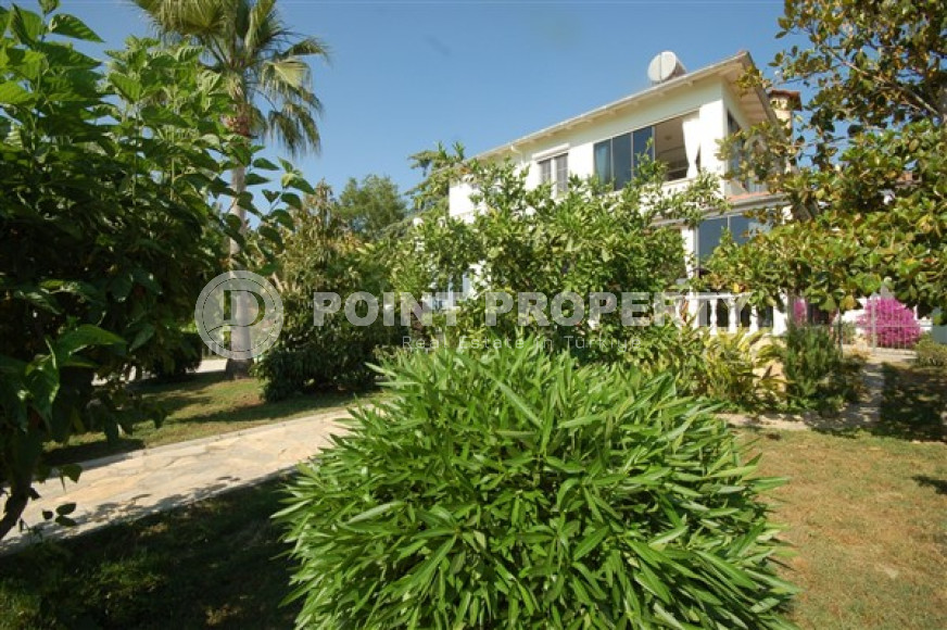 Private furnished villa 4+1, 220m² in a picturesque location in Avsallar, Alanya-id-2740-photo-24