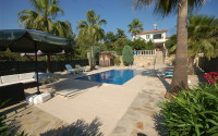 Private furnished villa 4+1, 220m² in a picturesque location in Avsallar, Alanya-id-2740-photo-25