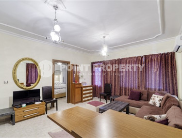 Ready to move in, one bedroom apartment, 55m², 200m from the sea in the center of Alanya-id-2741-photo-4