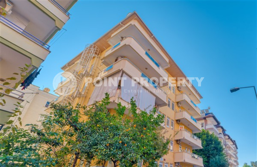 Ready to move in, one bedroom apartment, 55m², 200m from the sea in the center of Alanya-id-2741-photo-17