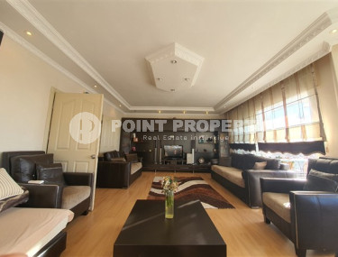 Six-room penthouse, 360m², overlooking the Alanya Fortress in the center of Alanya, 900m from the sea-id-2745-photo-2