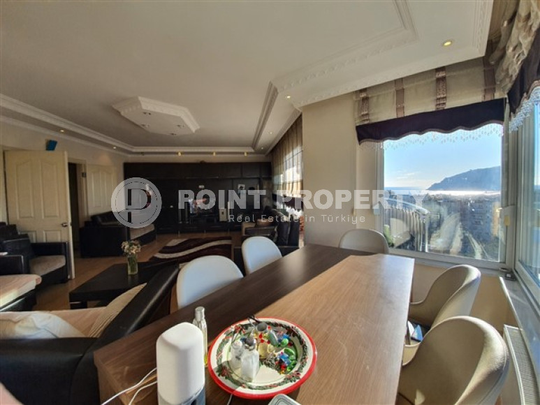 Six-room penthouse, 360m², overlooking the Alanya Fortress in the center of Alanya, 900m from the sea-id-2745-photo-6