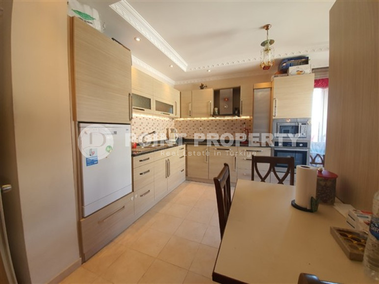 Six-room penthouse, 360m², overlooking the Alanya Fortress in the center of Alanya, 900m from the sea-id-2745-photo-10