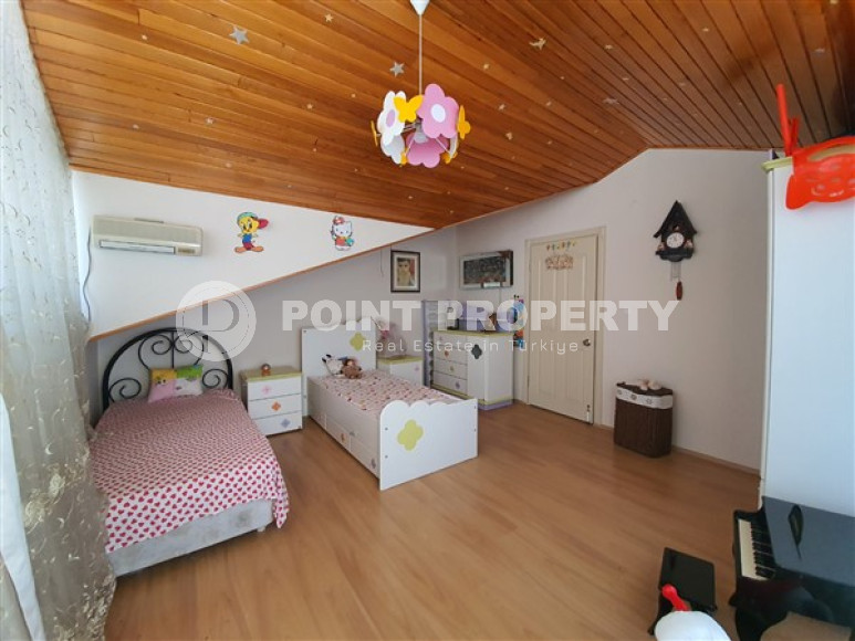 Six-room penthouse, 360m², overlooking the Alanya Fortress in the center of Alanya, 900m from the sea-id-2745-photo-22