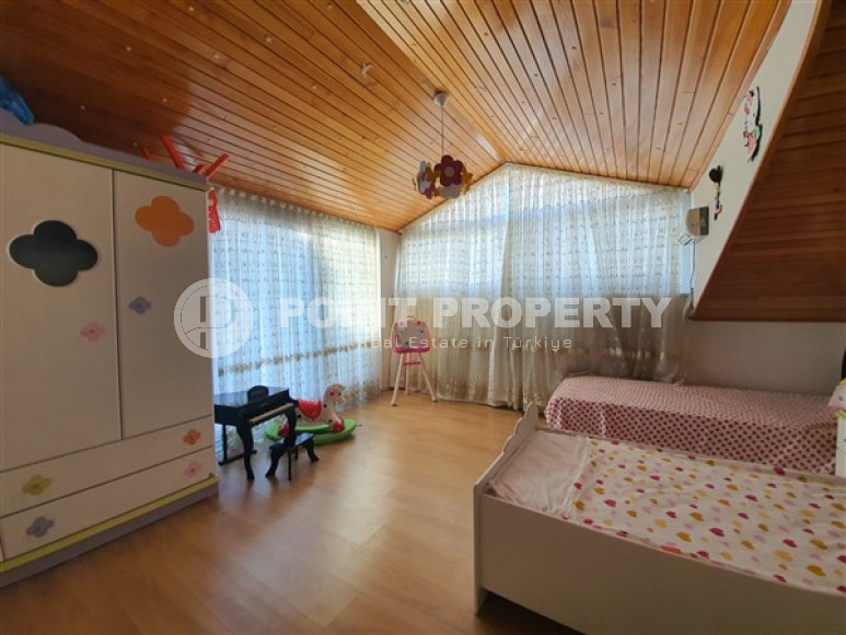 Six-room penthouse, 360m², overlooking the Alanya Fortress in the center of Alanya, 900m from the sea-id-2745-photo-24