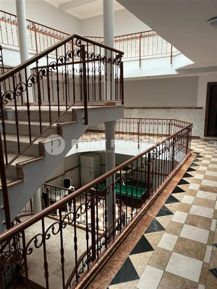 Three-room apartment, 110m², 50m from Keykubat beach in an urban house in the center of Alanya-id-2751-photo-18