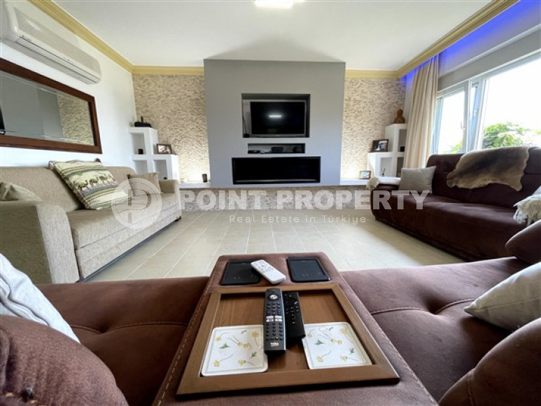 Квартира с выходом в сад, площадью 120 м2, планировкой 2+1 в районе Каргыджак, Аланья-id-2752-фото-12