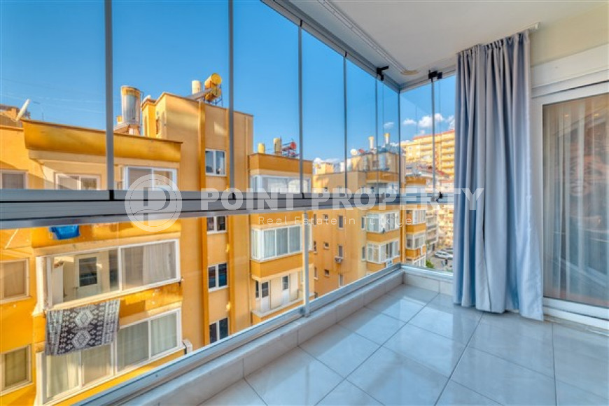 Luxury apartment with exquisite interior, 150 m from the sea, with a total area of 70 m2, in Mahmutlar area, Alanya-id-2753-photo-7
