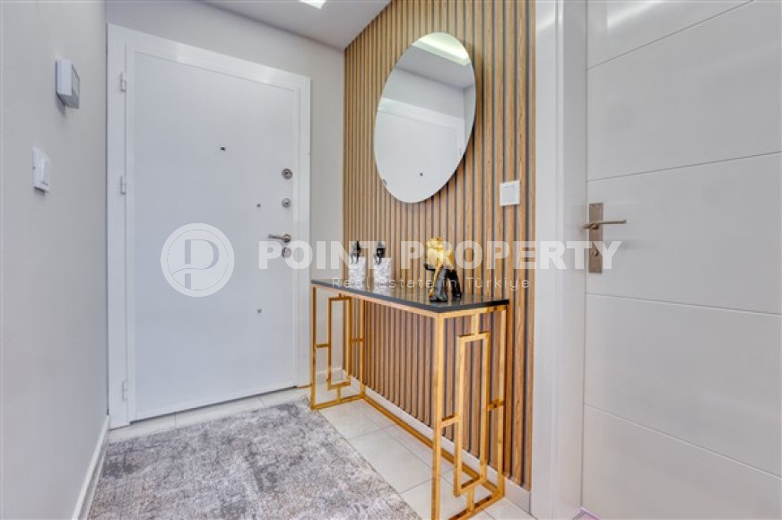 Luxury apartment with exquisite interior, 150 m from the sea, with a total area of 70 m2, in Mahmutlar area, Alanya-id-2753-photo-10