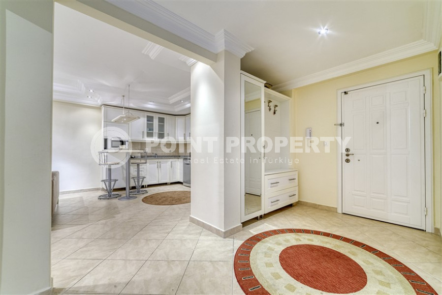 Apartment 2+1, area 120m², with sea views, on the main street of Mahmutlar, 300m from the Mediterranean Sea-id-1242-photo-11