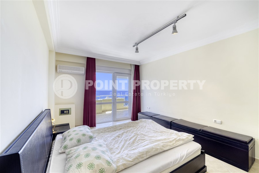 Apartment 2+1, area 120m², with sea views, on the main street of Mahmutlar, 300m from the Mediterranean Sea-id-1242-photo-12