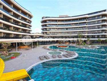 Luxury apartment 1+1, 50m², in a new premium complex on the first coastline in Kargicak.-id-2759-photo-1